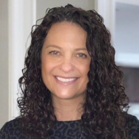 NHahn-Headshot-circle